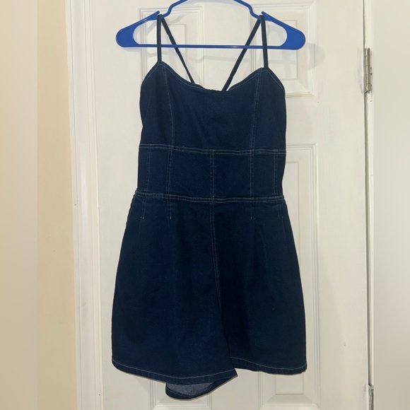 Forever 21 Lace-Up Cami Denim Romper - Picture 4 of 9
